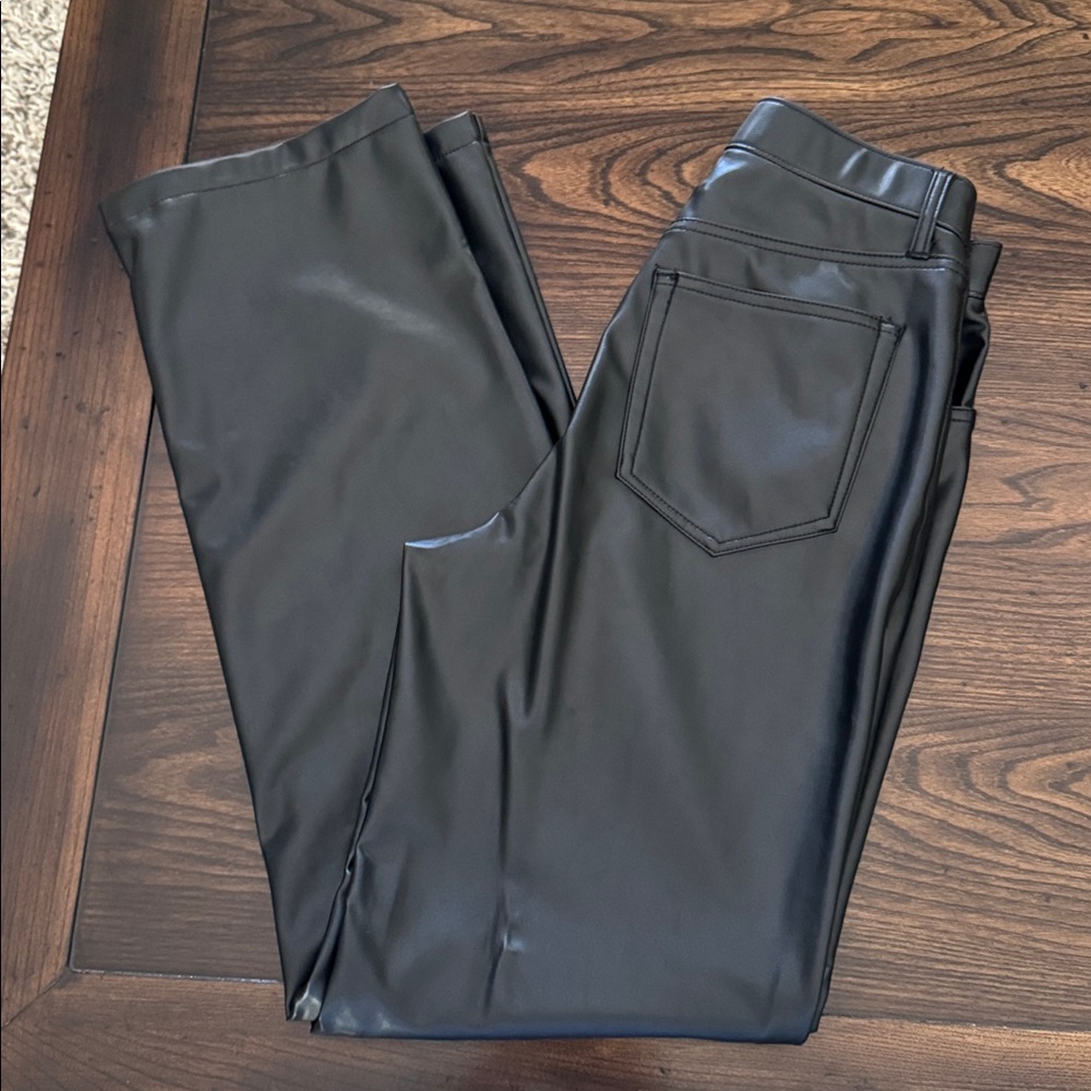 Abercrombie Black Faux Leather Pants Size 28/6L, Curve Love